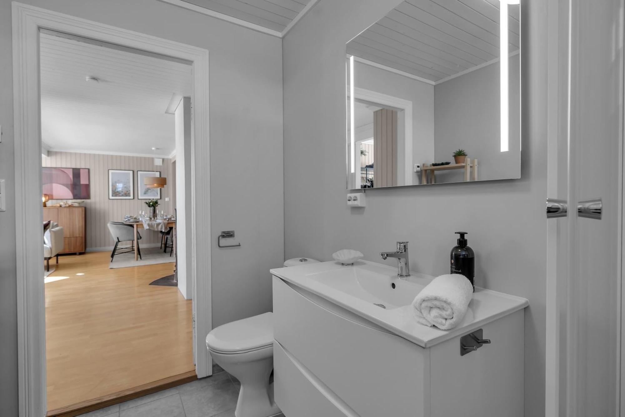Stylish With Mountain View Apartment *
